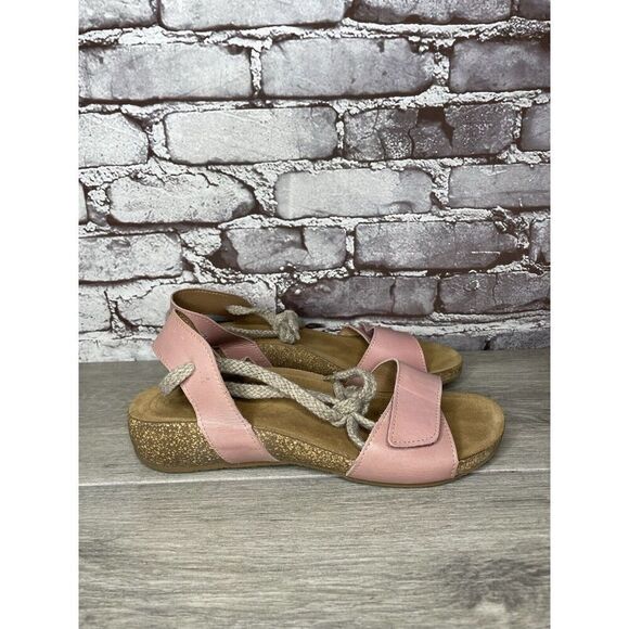 TAOS Pink Leather Ankle Lace Strap Cork Wedge Sandals Women Sz 40EU/9.5M US - Picture 15 of 16